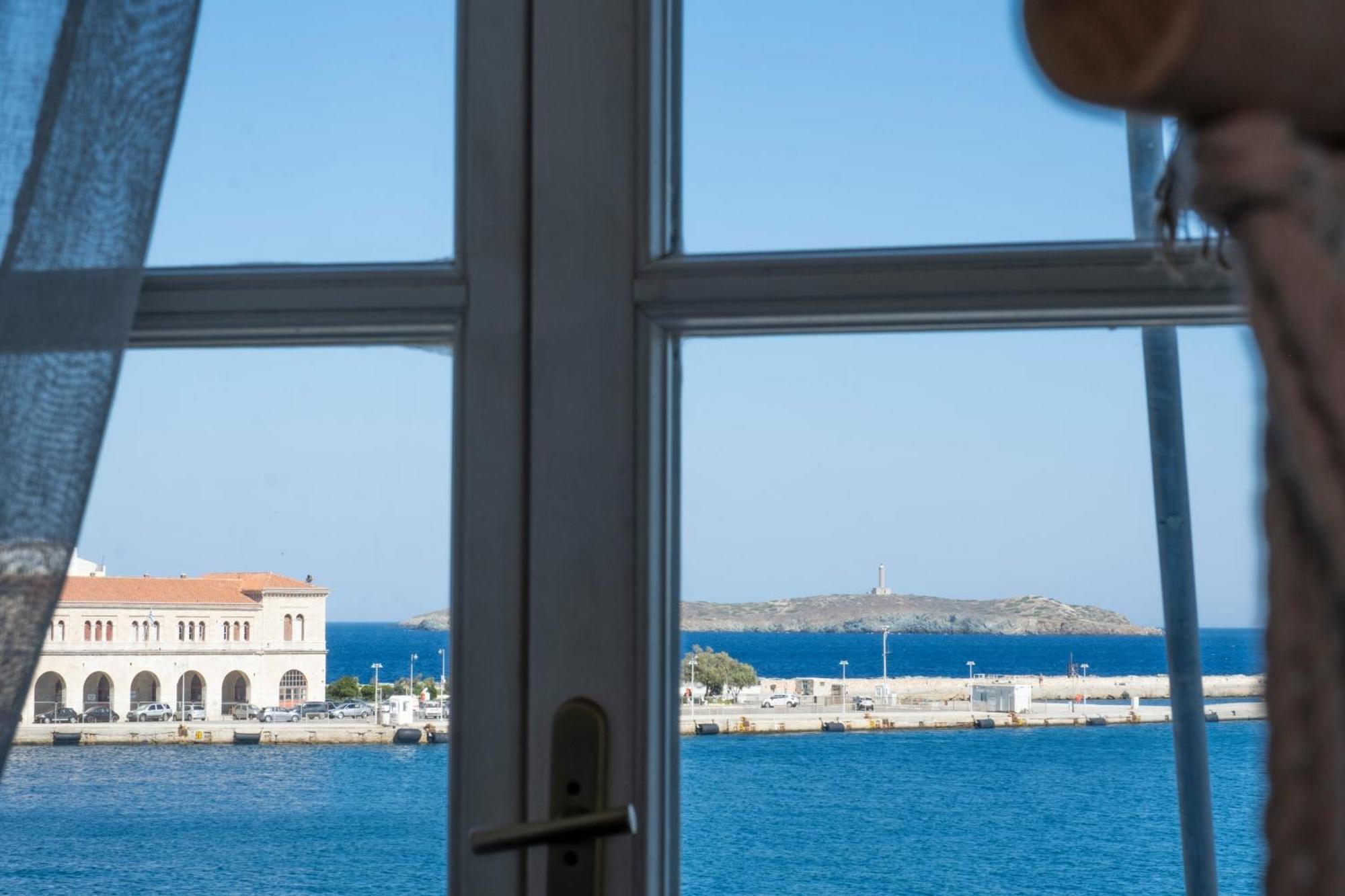 La Casa Nikolaou Sylivani Ermoupoli Luaran gambar